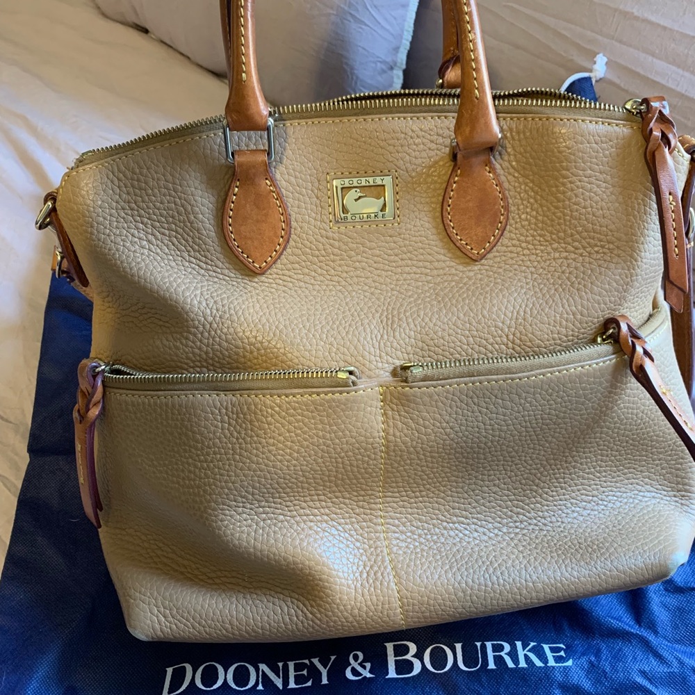 Dooney and Bourke leather purse